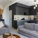 Modern Spacious 8th-floor With Large Balcony 1 Min To Metro