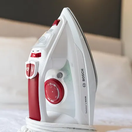 Modern Spacious 8th-floor With Large Balcony 1 Min To Metro