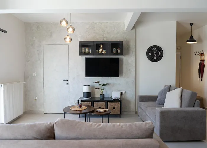 Modern Spacious 8th-floor With Large Balcony 1 Min To Metro Apartmán