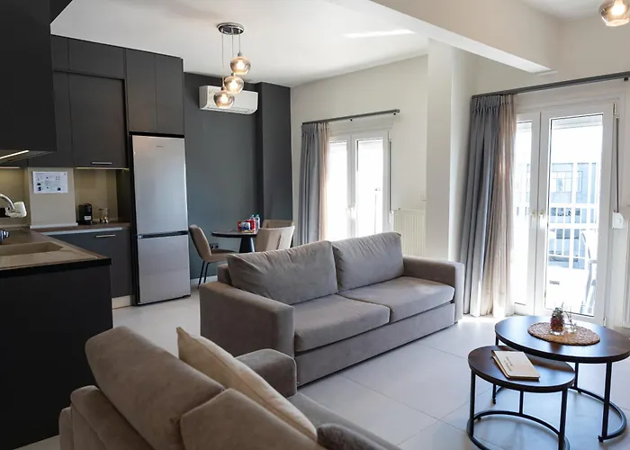 Modern Spacious 8th-floor With Large Balcony 1 Min To Metro Apartmán *