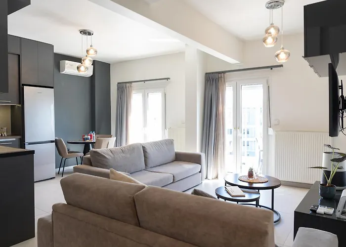 Modern Spacious 8th-floor With Large Balcony 1 Min To Metro *
