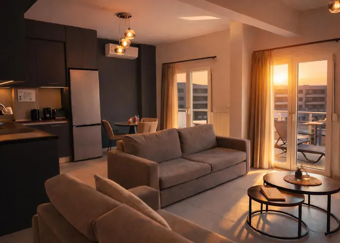 Modern Spacious 8th-floor With Large Balcony 1 Min To Metro * 테살로니키